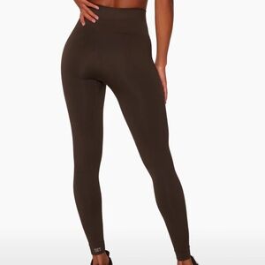 SET ACTIVE Sculptflex Leggings - Brown (Large)
